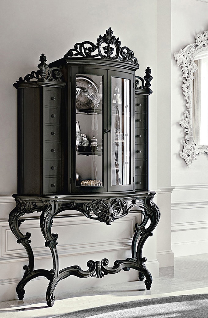 Italian Kitchen and Dining Room Furnitures. Visit our Web Site and Buy Your Luxury Italian Furnitures. Custom-Made Italian Living Room Furnitures. 